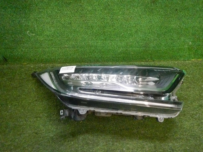 Фара правая Honda CR-V 5 (2016-н.в.) LED