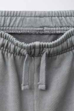 ZARA УДЛИНЕННЫЕ ШОРТЫ ИЗ ФЛИСА, СЕРЫЙ