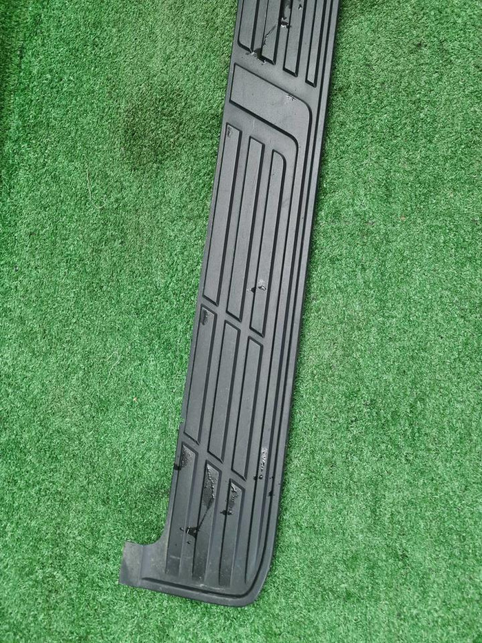 Накладка подножки правая Toyota Land Cruiser Prado 150 (2009-н.в.)