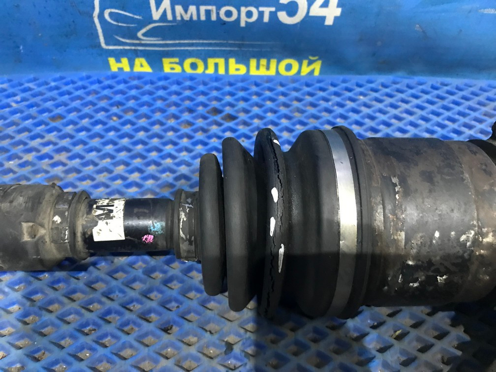 Привод передний правый NISSAN BLUEBIRD 1993