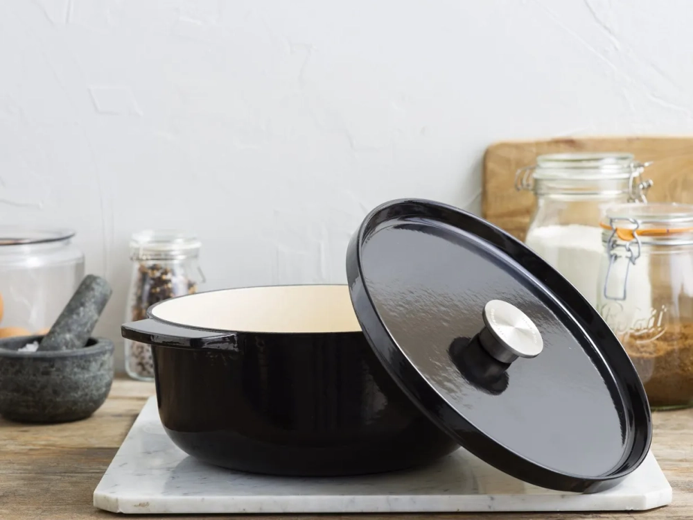 KitchenAid Чугунная кастрюля 22 см 3,3 л черная EAN 4894871009370