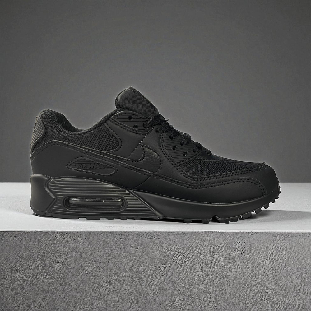 Nike Air Max 90 • Black