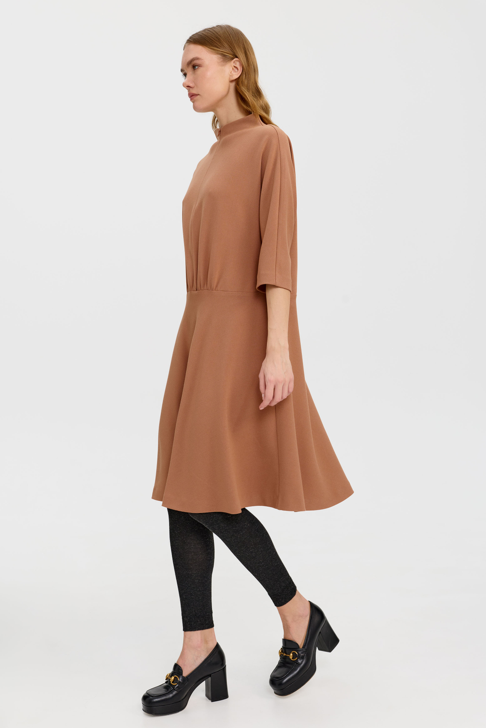 Платье с заниженной талией