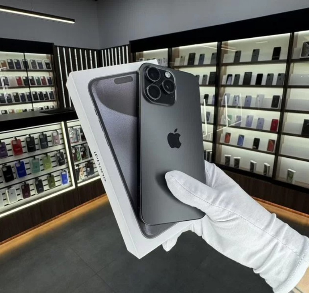 iPhone 15 Pro Max, 256 ГБ б/у