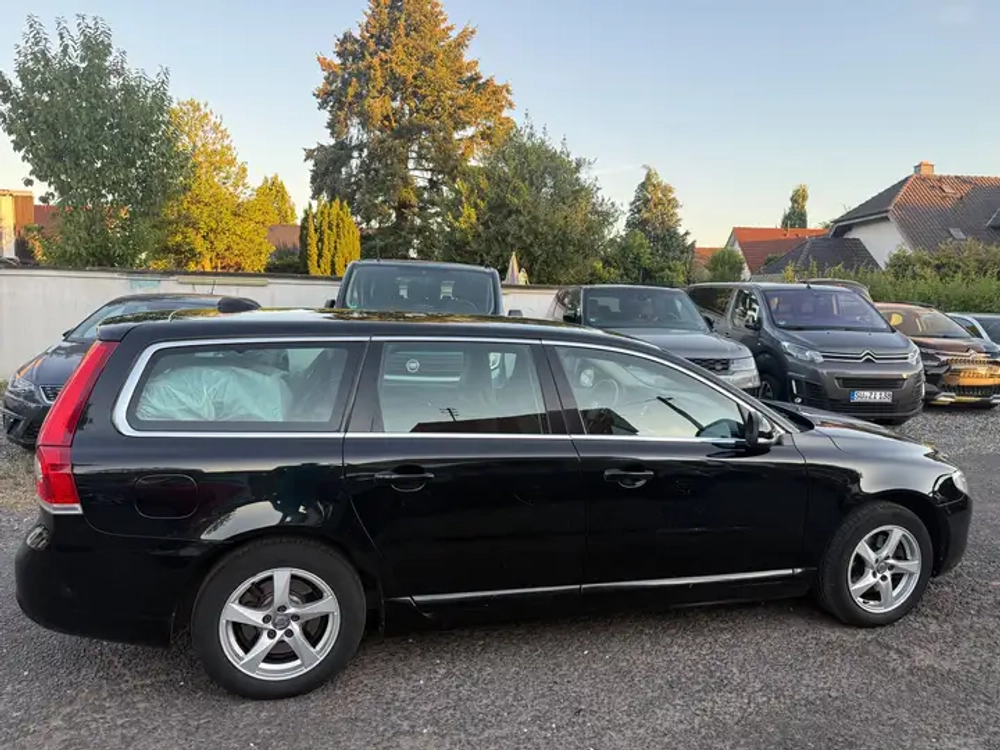 Volvo V60 Core