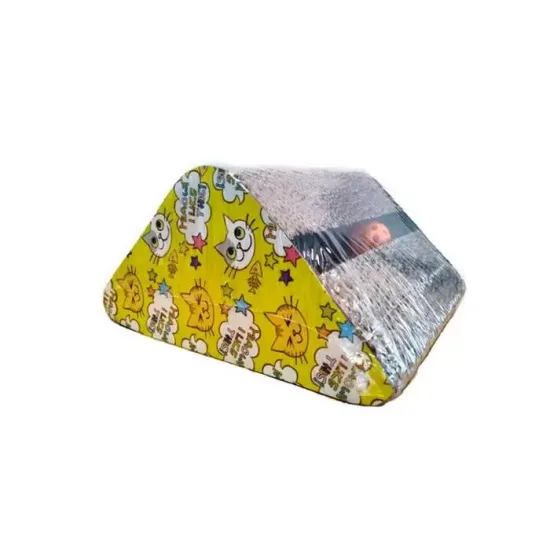 УЮТ Когтеточка для кошек из гофрокартона треугольная с мячиками (30*28*21)