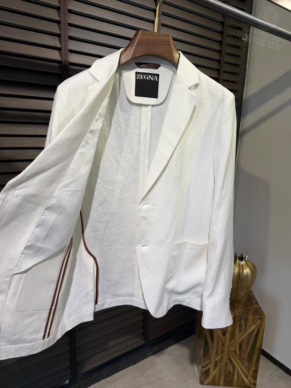 Льняной костюм Ermenegildo Zegna