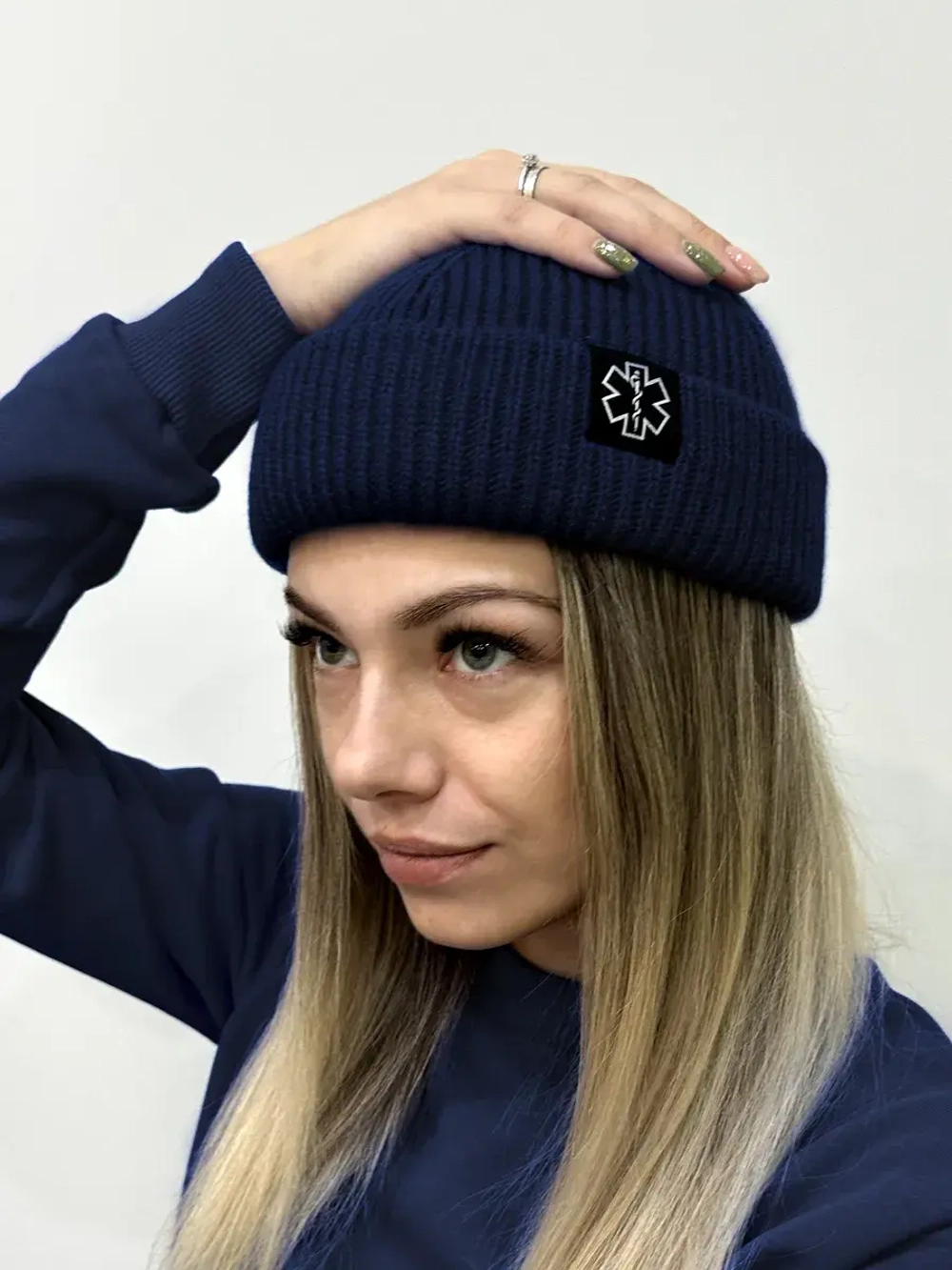 Шапка Скорая помощь