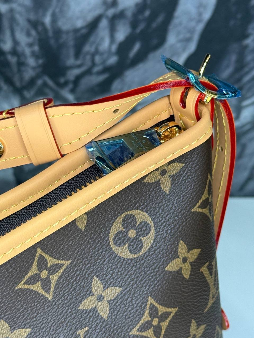Сумка Louis Vuitton