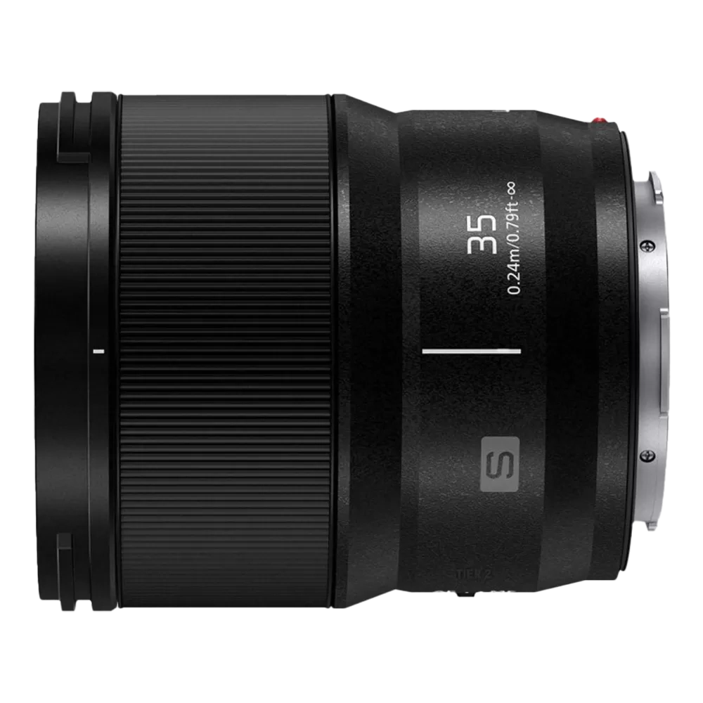 Объектив Panasonic Lumix S 35mm f/1.8