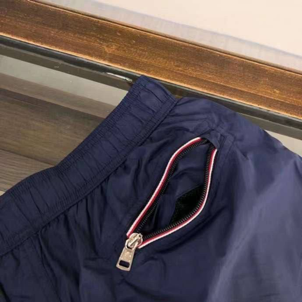 Шорты Moncler