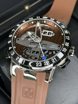 Часы Ulysse Nardin Executive El Toro GMT Perpetual