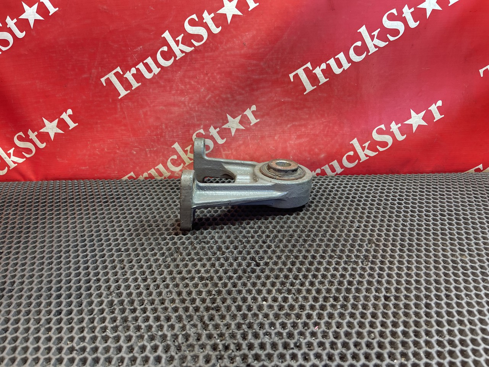 Кронштейн заднего стабилизатора 2022г