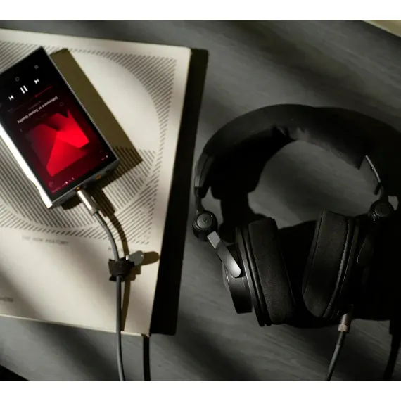 Astell&amp;Kern Virtuoso Black