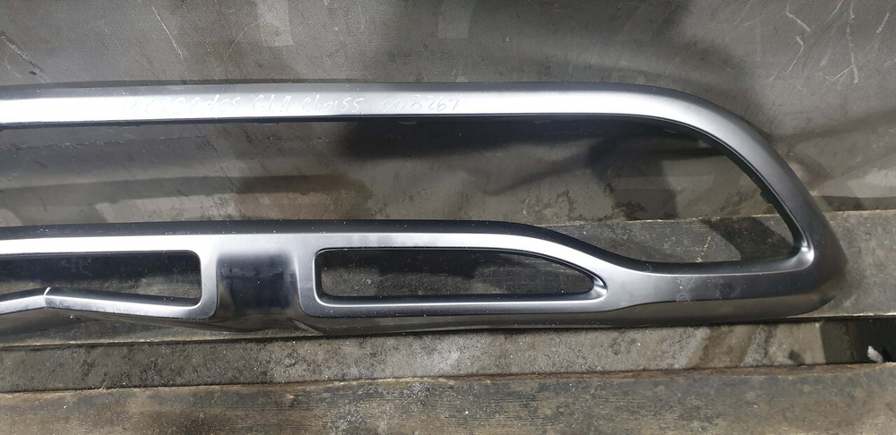 Накладка переднего бампера Mercedes GLA (X156) 17-20 Б/У Оригинал A1568858200