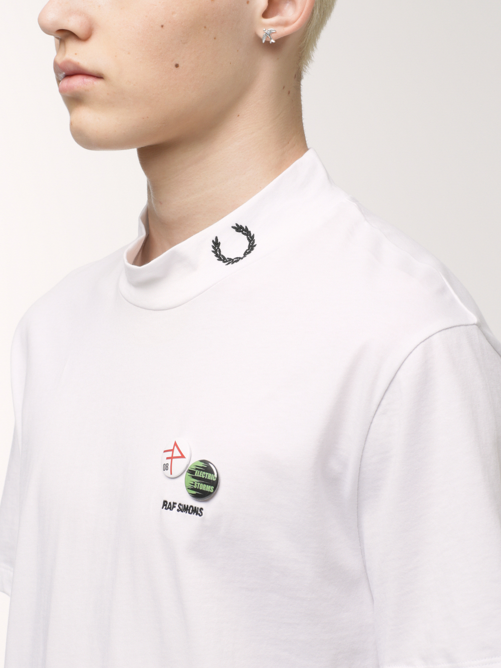 Мужская Футболка High Neck