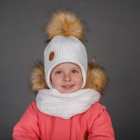 Шапка зимняя вязаная меринос "Молоко" с меховым помпоном