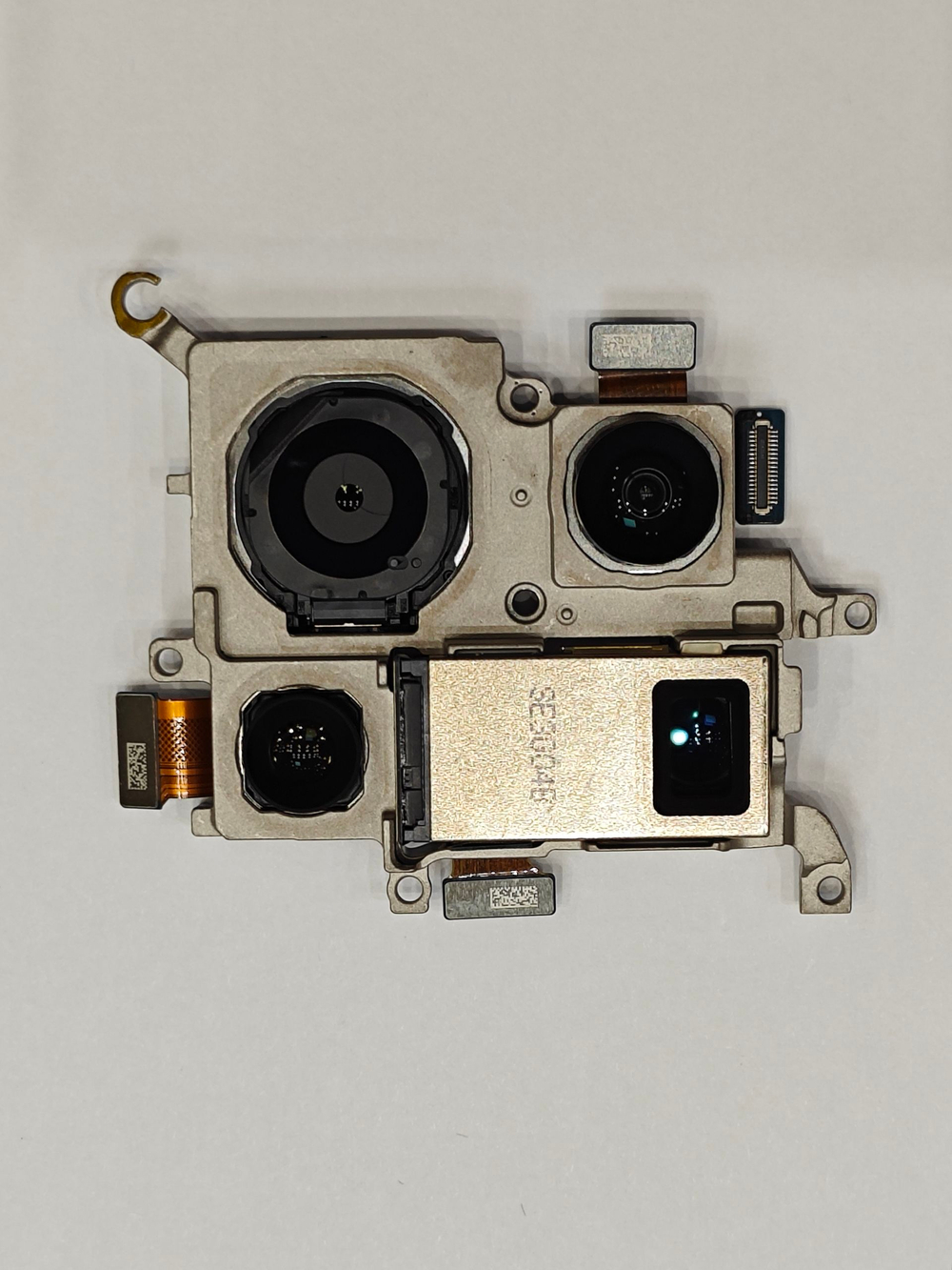Камера основная OPИГИHAЛ для Xiaomi 14 Ultra 24030PN60G (главная камера)