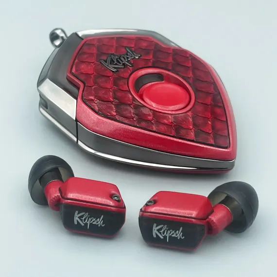 T10 Bespoke Edition Blood Snake