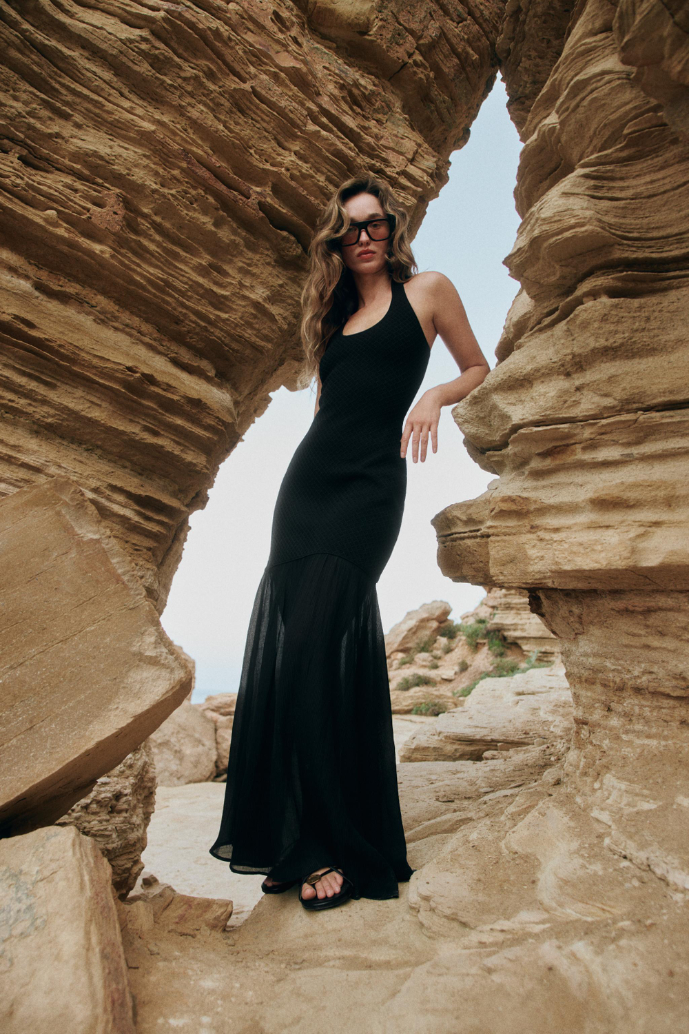 КОМБИНИРОВАННОЕ ТРИКОТАЖНОЕ ПЛАТЬЕ С ХАЛТЕРОМ — ZARA