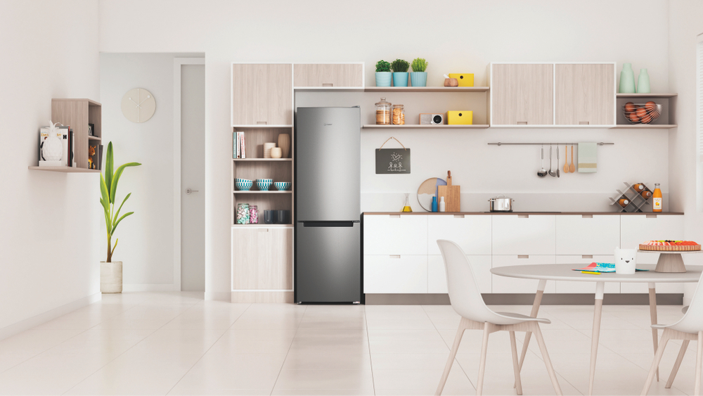 Холодильник Indesit ITS 4180 NG