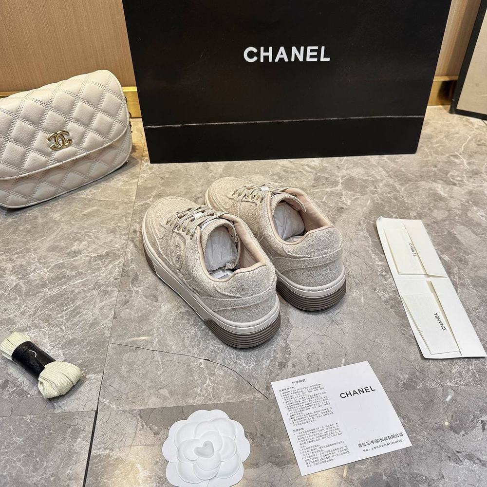 Кроссовки Chanel
