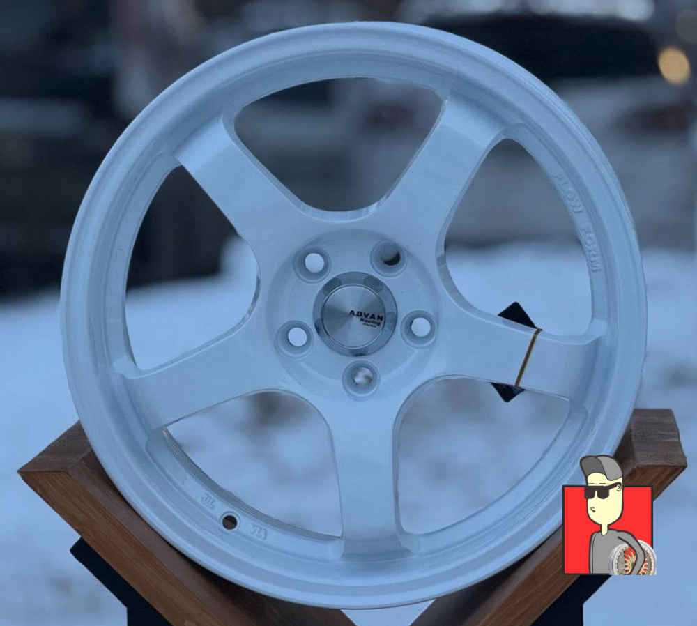 Комплект дисков Advan GT 17x7.5 et38 5x114.3