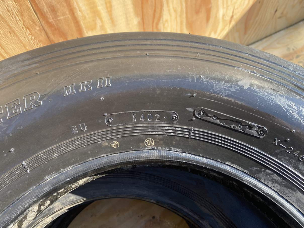 Dunlop taxi master 5.60R13  4шт.