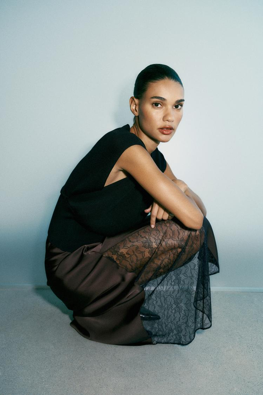 ZARA КОМБИНИРОВАННАЯ АТЛАСНАЯ ЮБКА МИДИ, КОРИЧНЕВЫЙ