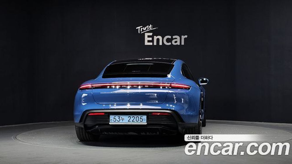 Porsche Taycan 4S — 2021