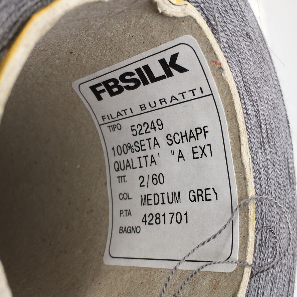 FB silk 100% шелк 3000м/100гр col. MEDIUM Grey. Только 73 и 186гр.