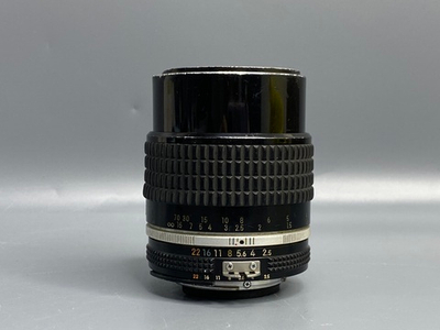 Nikon Nikkor 105mm f/2.5 Ai-S пыль внутри оптики
