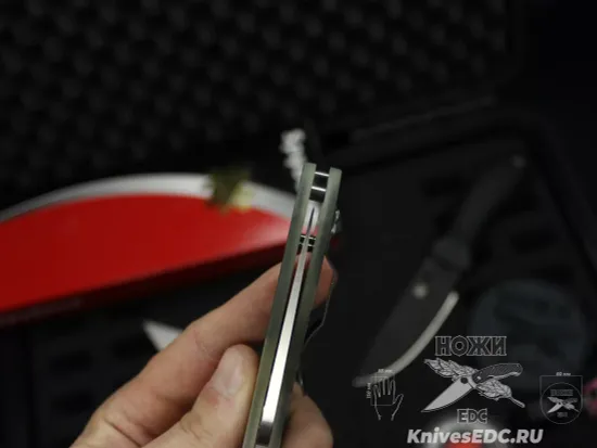 Нож складной Spyderco Para 3 223GPCMO c клинком из стали CPM-S45VN, рукоять камуляжный G10