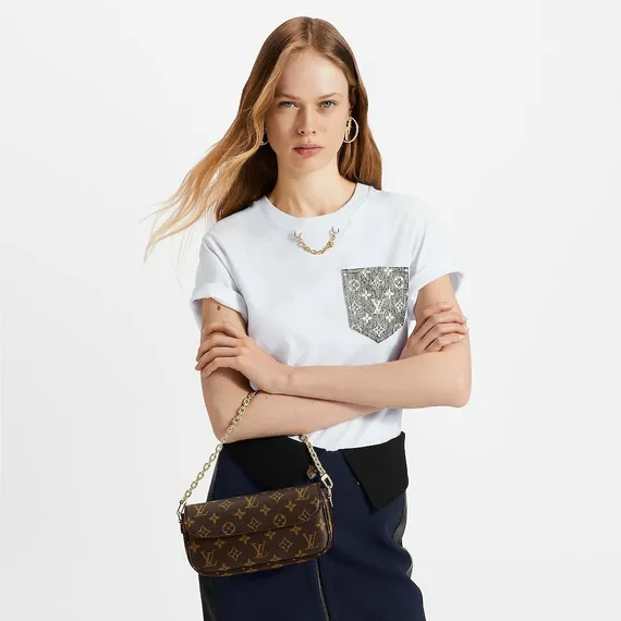 Кошелек на цепочке Louis Vuitton Ivy коричневый