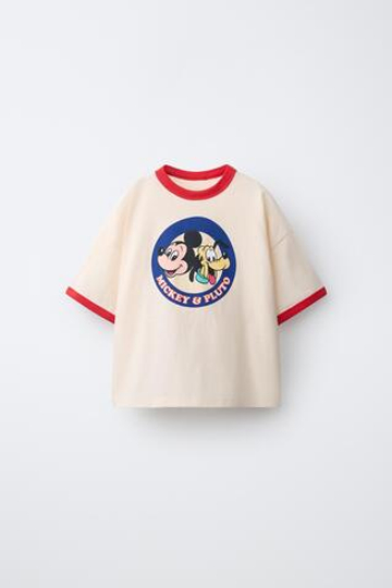 ZARA ФУТБОЛКА С КОНТРАСТНОЙ ОТДЕЛКОЙ MICKEY MOUSE & PLUTO © DISNEY, ЭКРЮ