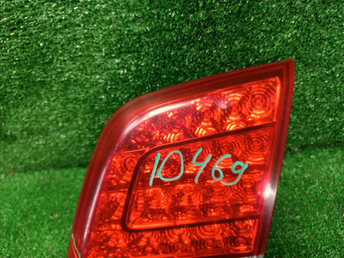 Фонарь правый внутренний Kia Sorento 2 XM (2009-2012) LED