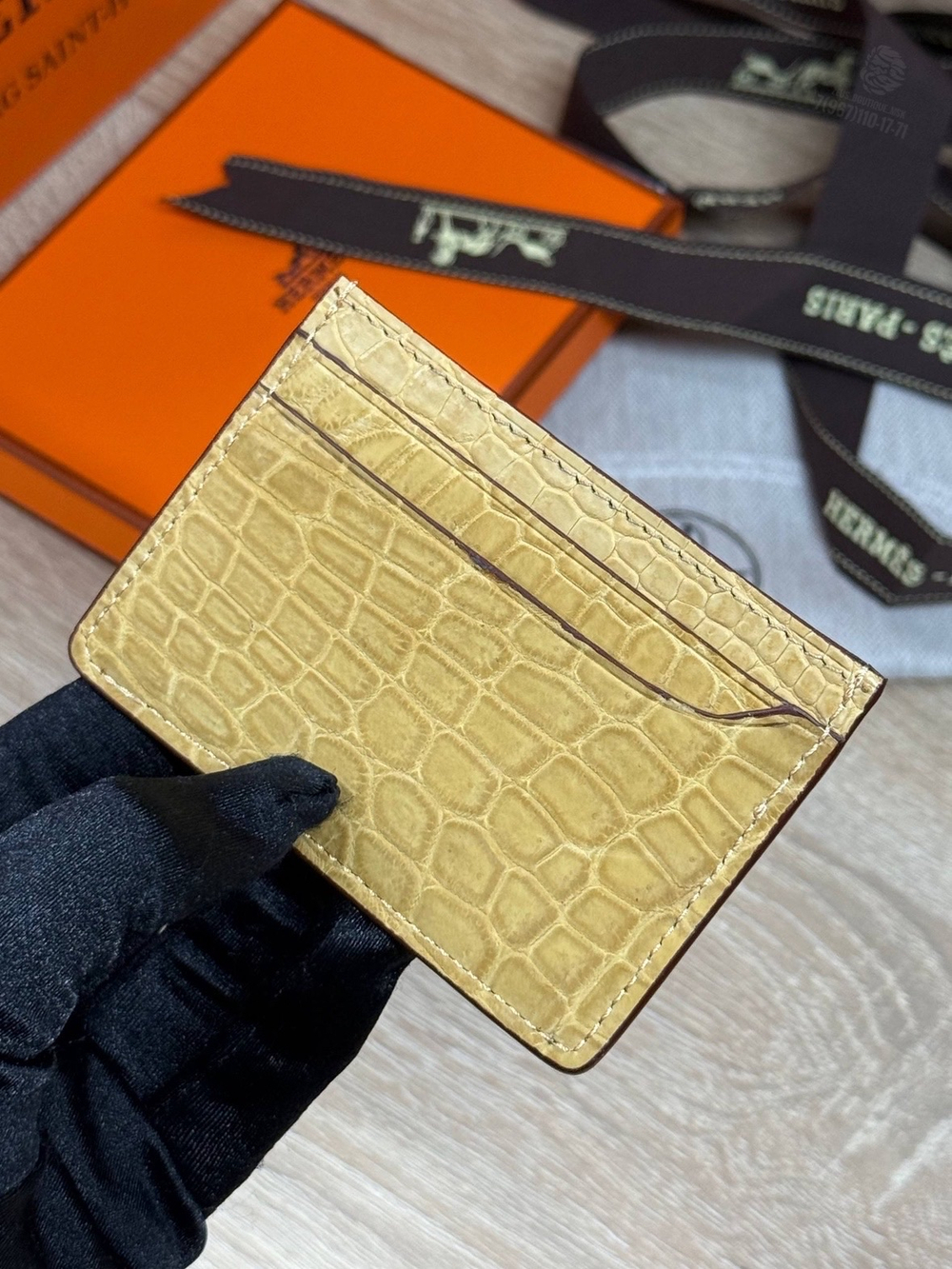 Картхолдер Hermes из кожи крокодила
