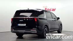 KIA Canival 9-Seater Prestige — 2024