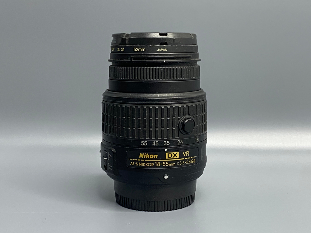 Nikon D5300 Kit 18-55mm 5 900 кадров