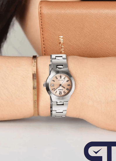 Casio LTP-1241D-4A3 — женские часы с нежно-розовым циферблатом и датой