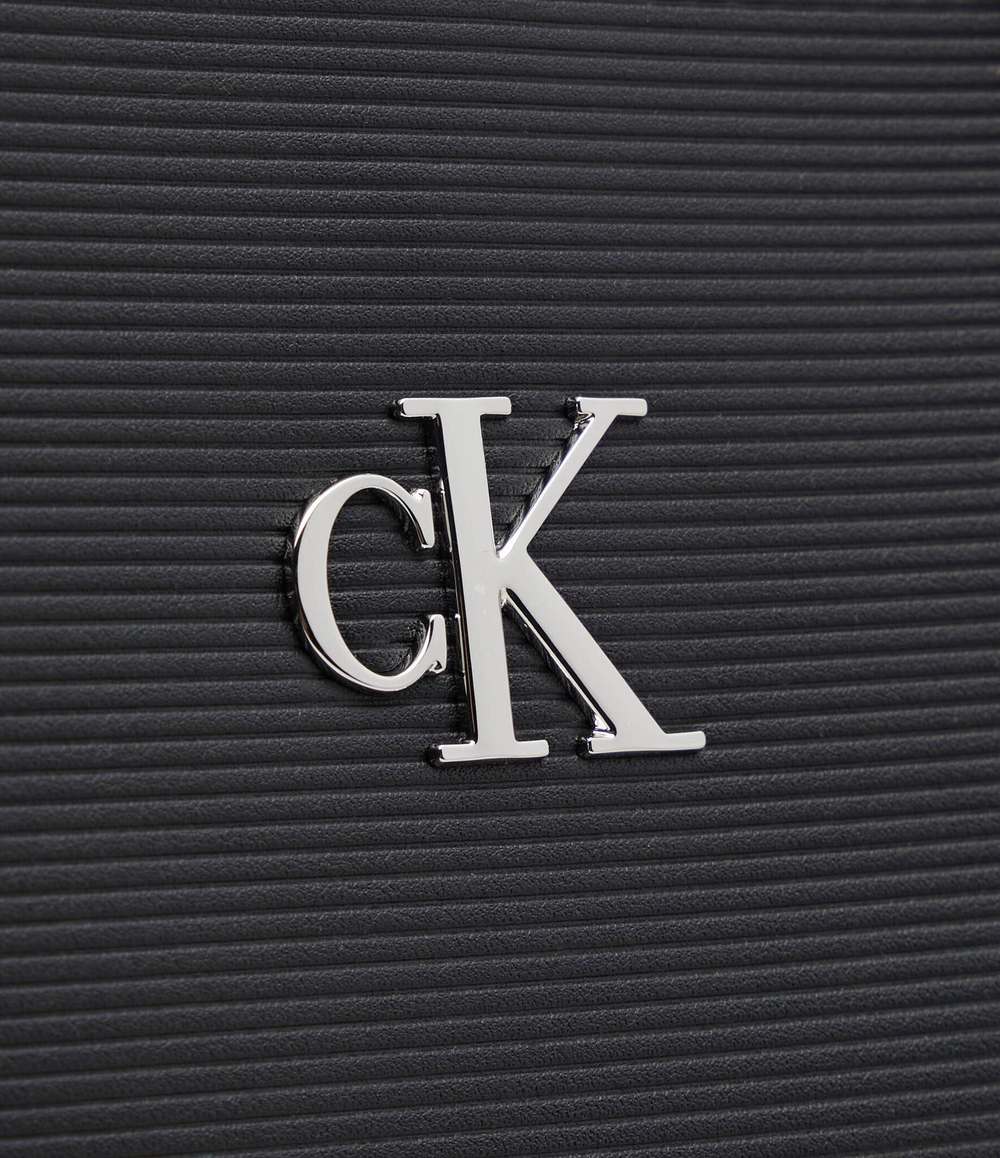 Сумка-шопер CALVIN KLEIN JEANS - черный(K60K611213)
