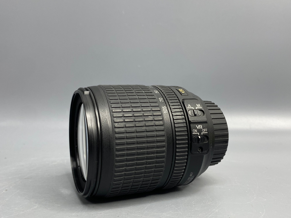 Nikon 18-105mm f/3.5-5.6G AF-S ED DX VR