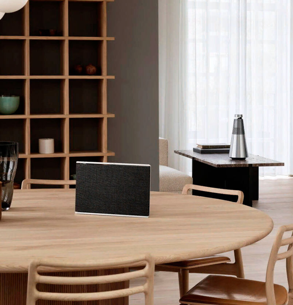 Беспроводная акустика Bang & Olufsen Beosound Level, Natural/Dark Grey