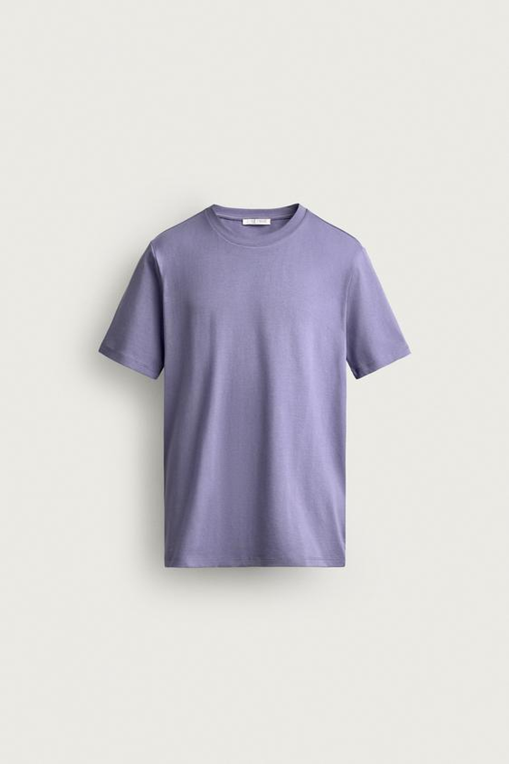 ZARA БАЗОВАЯ ПРИТАЛЕННАЯ ФУТБОЛКА SLIM FIT, СВЕТЛАЯ МАЛЬВА