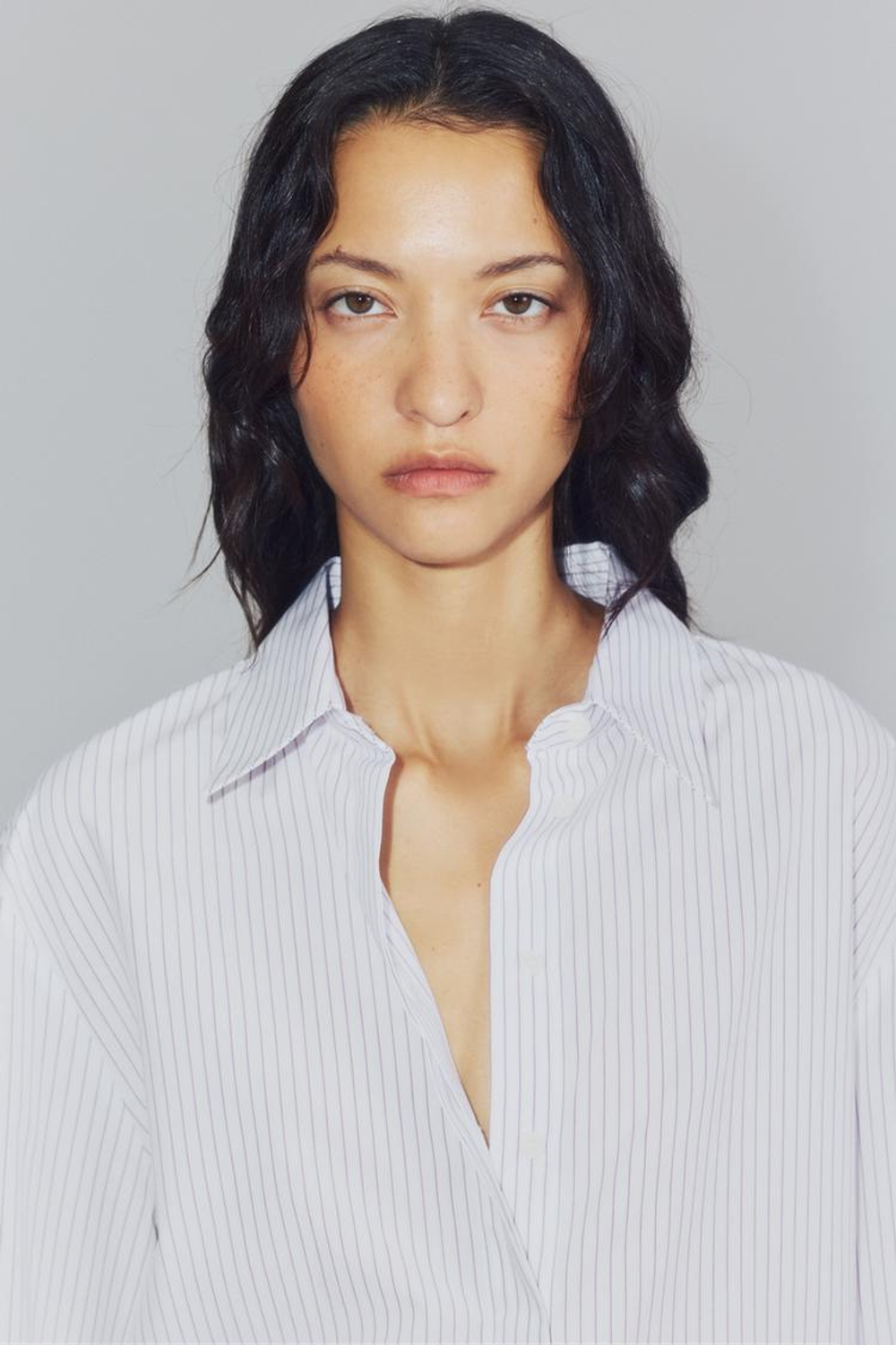 ZARA РУБАШКА В ПОЛОСКУ СО ШЛЕВКАМИ НА ТАЛИИ — ZW COLLECTION, БЕЛЫЙ