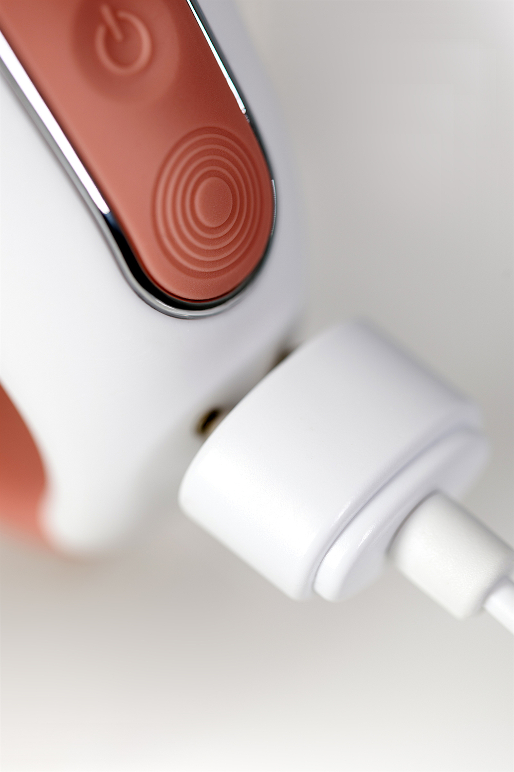 Вибратор Satisfyer Vibes Master силикон бежевый 23,5 см