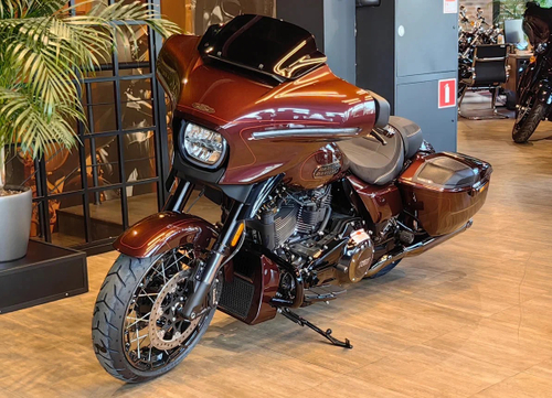 Harley-Davidson CVO Street Glide "121" 2024 (Copperhead)
