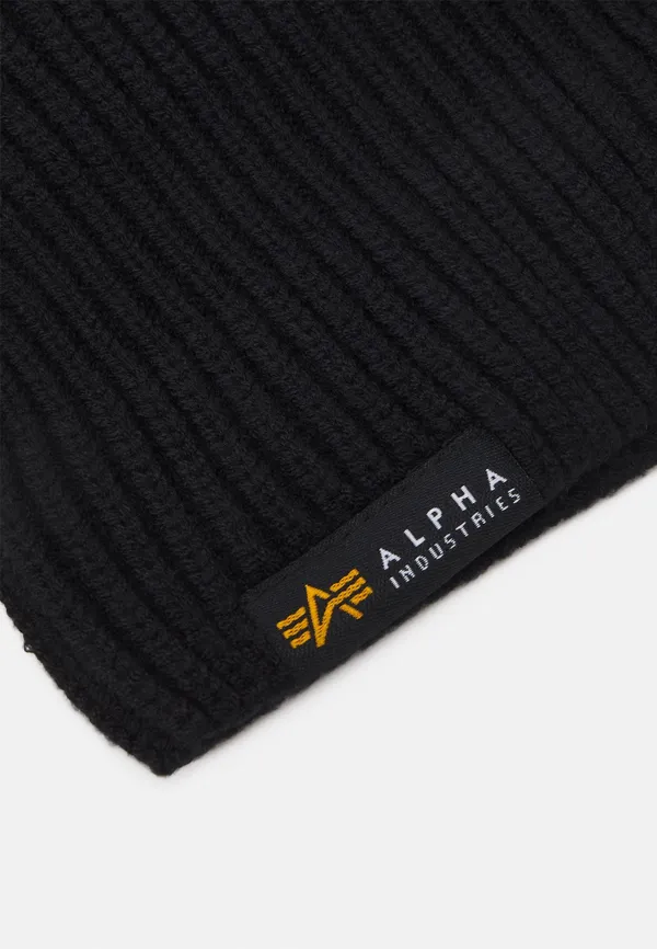 Шапка взрослая ALPHA INDUSTRIES Label Balaclava