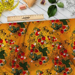 Ткань шифон земляника с цветочками
