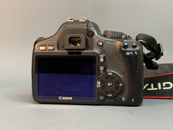 Canon 550D Kit 18-55mm 3.5-5.6 IS II 19.700 кадров